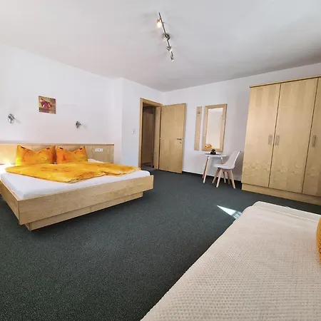 Skorpion Apartment